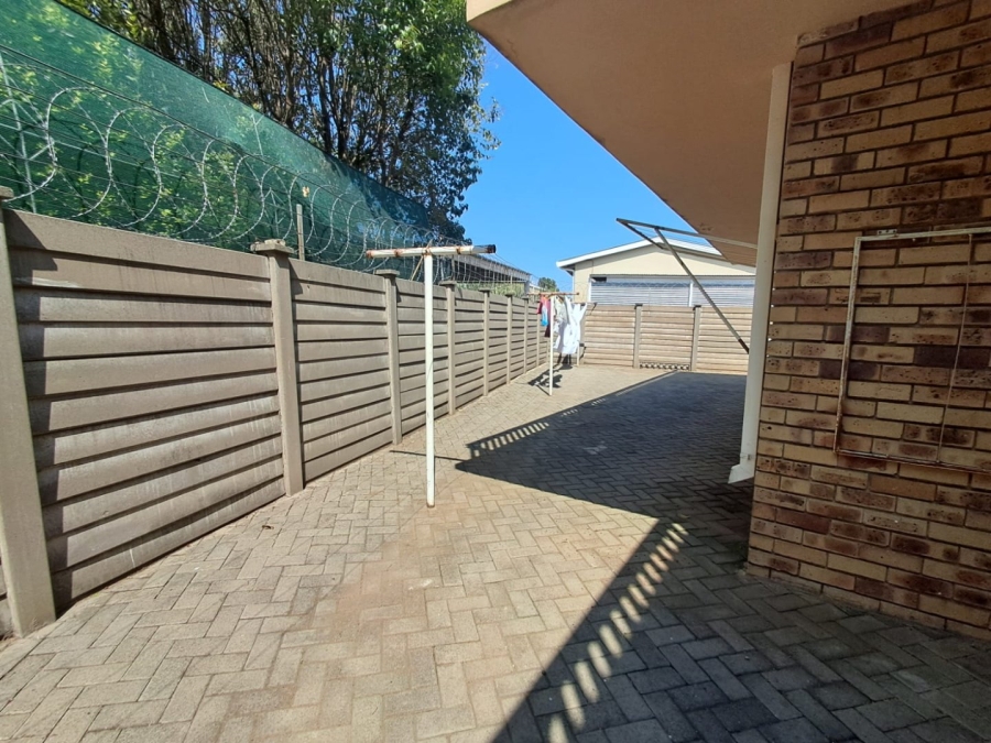 2 Bedroom Property for Sale in Wilgehof Free State